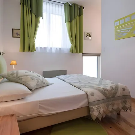 Holiday home La Cave De Lami Vue Sur Vignoble La Digne-d'Aval